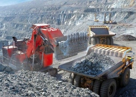    Трамп указал на нелегитимность Зеленского, требуя ратификации Верховной радой соглашения о редкоземельных металлах