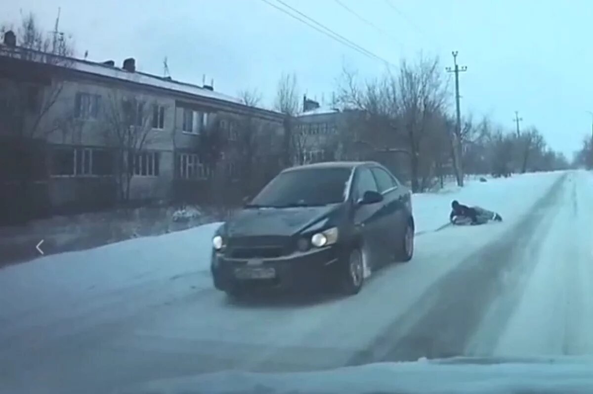    Опасные покатушки на ватрушке попали на видео под Волгоградом