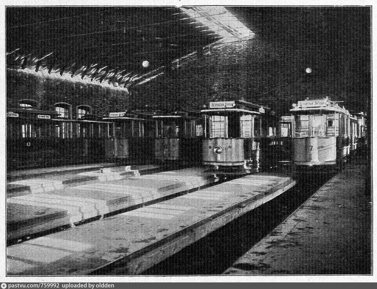 Вагонный сарай в Бутырском трамвайном депо, 1899. С сайта www.pastvu.com.