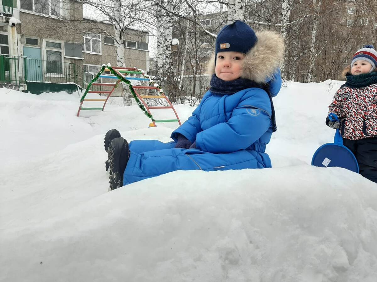 Здесь сыну 3 годика