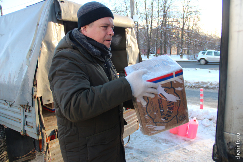    Машину передал Кирилло-Белозерский монастырь. Ее отправят вместе с гуманитарной помощью из Череповца