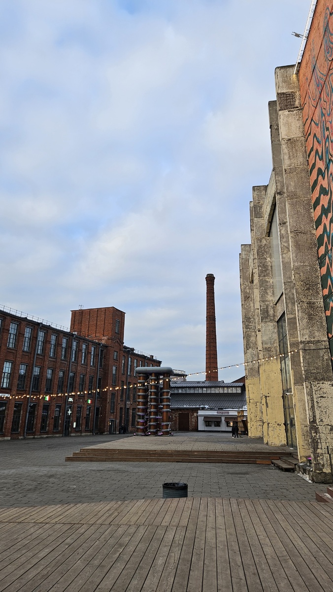 Пространство «Севкабель Порт» (фотография автора).