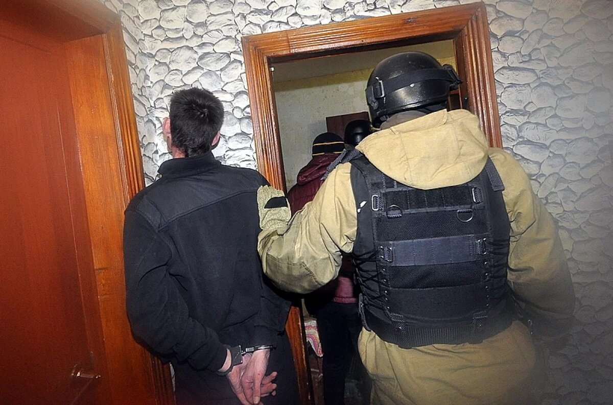    В Самаре 8 человек осуждены за сбыт наркотиков через интернет