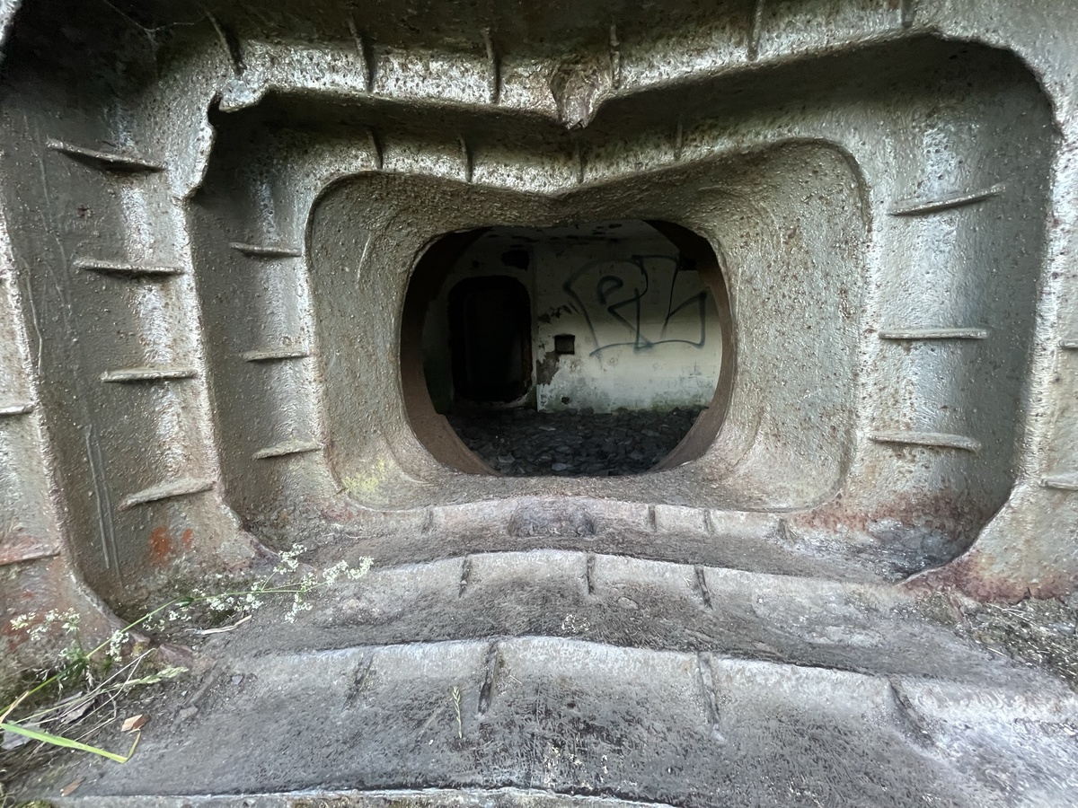 Орудийный каземат, фото автора, 2023 год