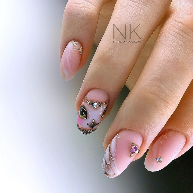 Маникюр 2025. Оригинальная идея