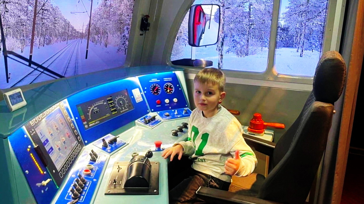    Югорчане помогли макеевчанину побывать в Санкт-Петербургском музее железных дорог