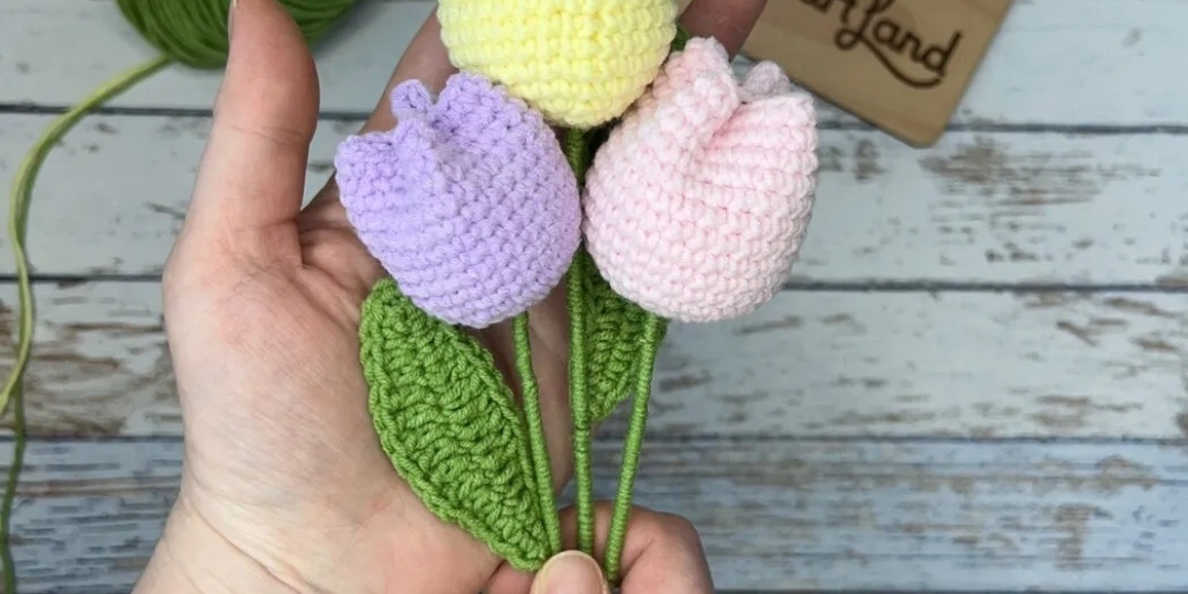 Как связать тюльпан крючком. Описание вязания и видео мастер-класс.