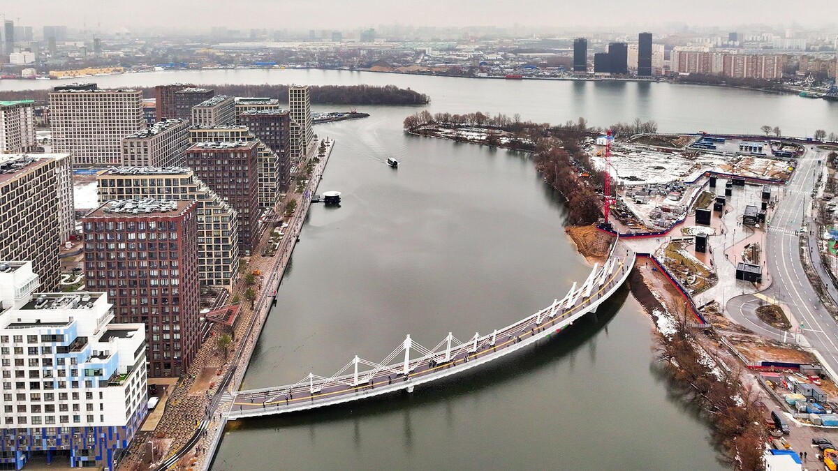 Реальные фотографии моста. Источник mos.ru