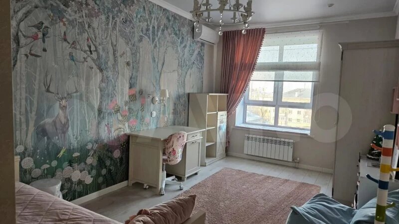     Квартира с Чебурашкой на окне продается в Барнауле за 23,5 млн рублей «Авито»