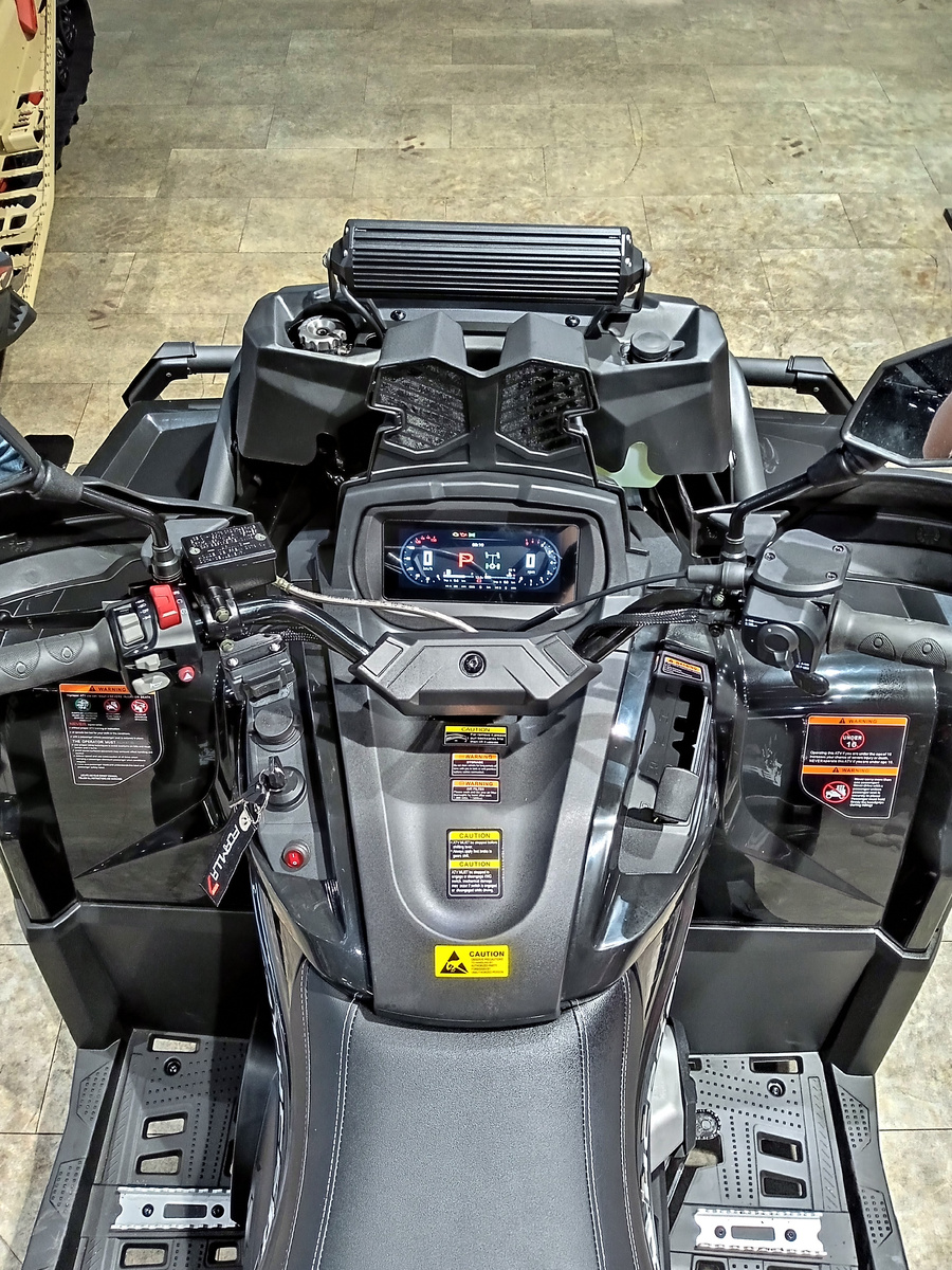 Фара дальнего света Aurora X входит в штатную коплектацию