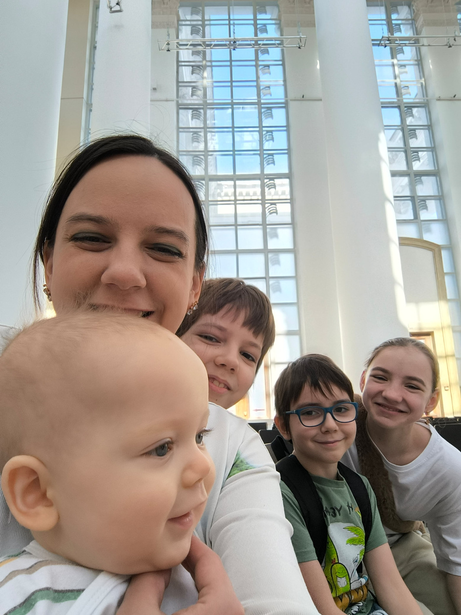 Влезли в кадр!