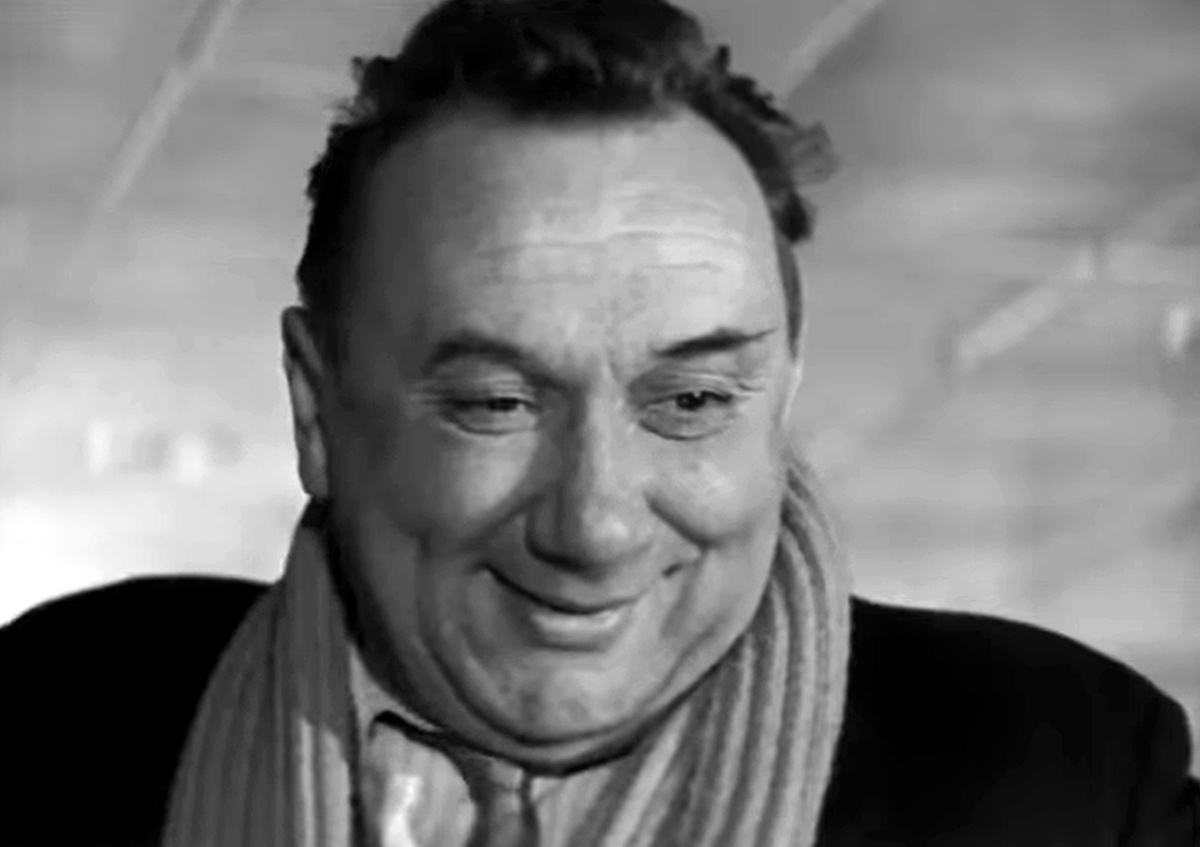 Кадр из кинофильма "Неподсуден", 1969 г., режиссеры Владимир Краснопольский, Валерий Усков, сценарист Константин Исаев, композиторы Леонид Афанасьев, Леонид Куксо (скриншот)