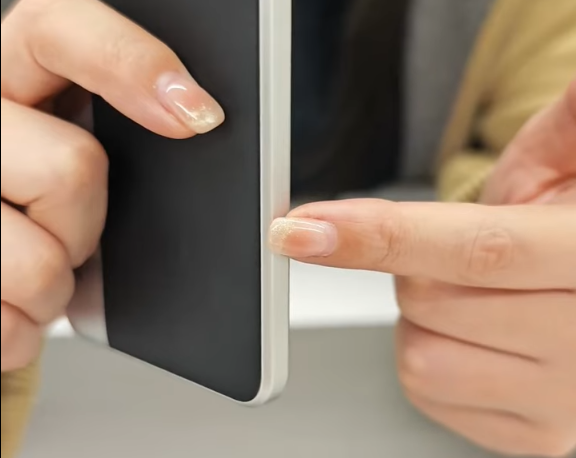    Xiaomi 15 Ultra показали «вживую» и протестировали его камеру