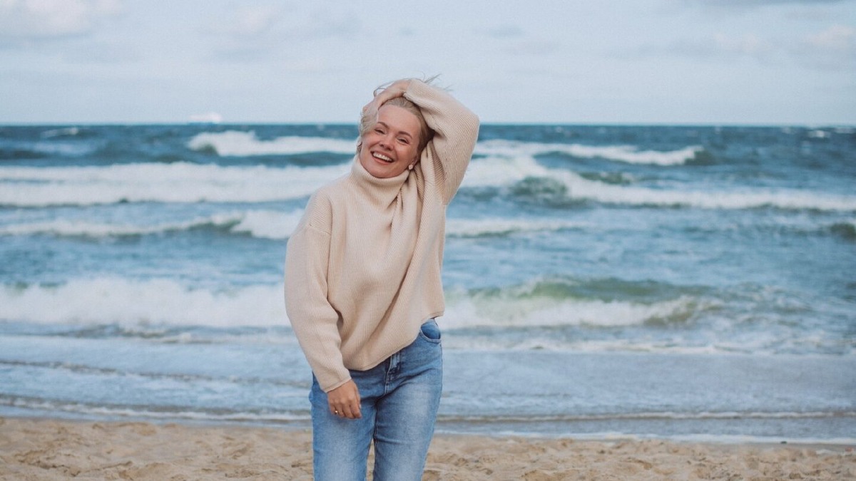    Мария живёт на Балтийском море, но этой зимой она поехала спасать Чёрное. Фото: соцсети героини