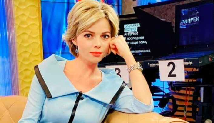 на фото Елена Николаева 