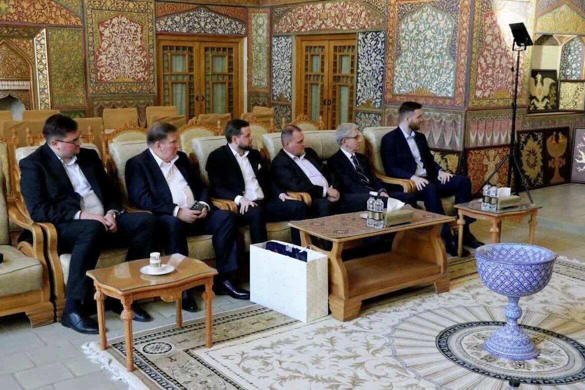  📷    Инвестиции и обучение студентов. Делегация Оренбуржья установила деловые связи в Иране Белов Михаил Александрович