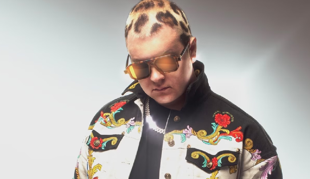 5opka снимает видеоролики про Minecraft и стримит на Twitch