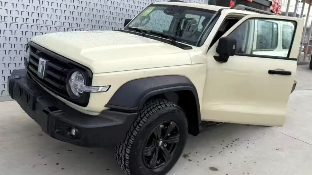 На фото из соцсети: Обновленный Tank 300 2025 года