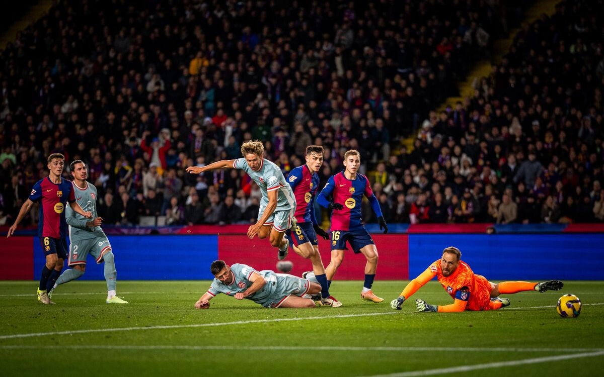 Гол Педри на 30-ой минуте