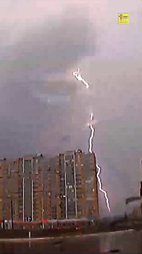 Мощный удар