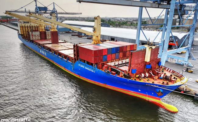    Грузовое судно Atlantic Navigator II доставило в США в феврале первую партию российского низкообогащенного урана после введения контрсанкций Москвы