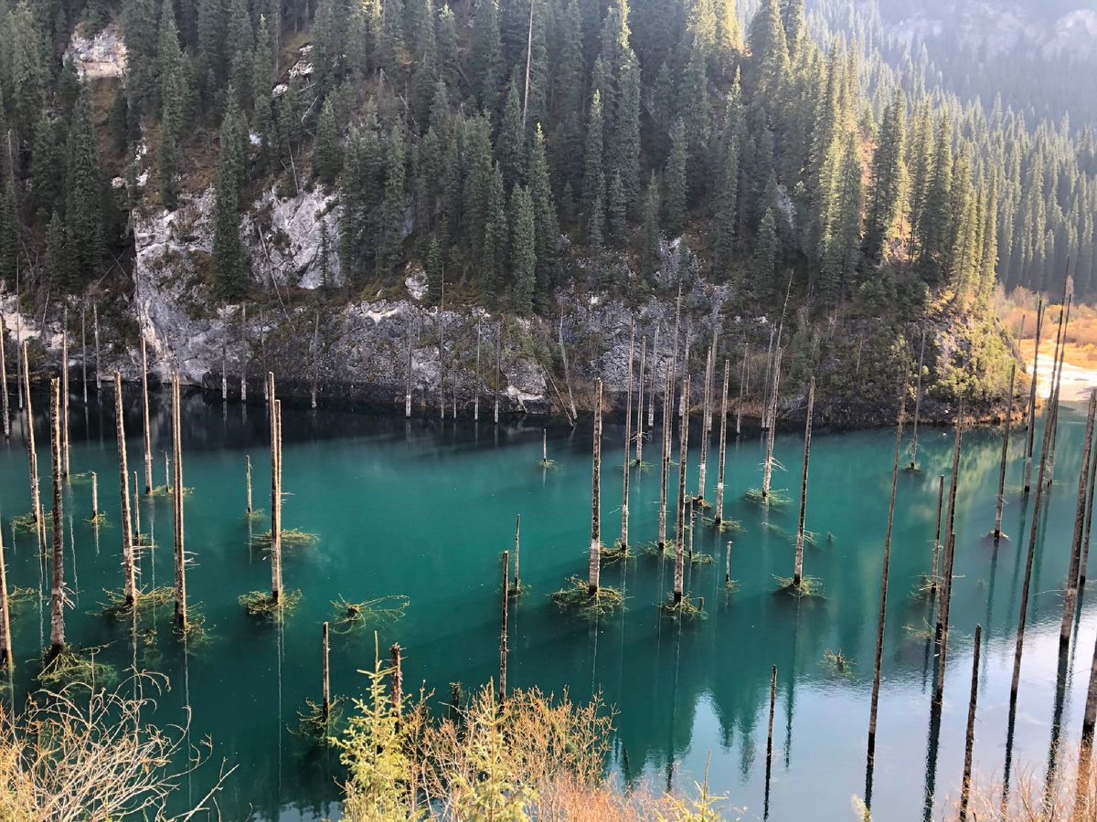 Вид на озеро каинды