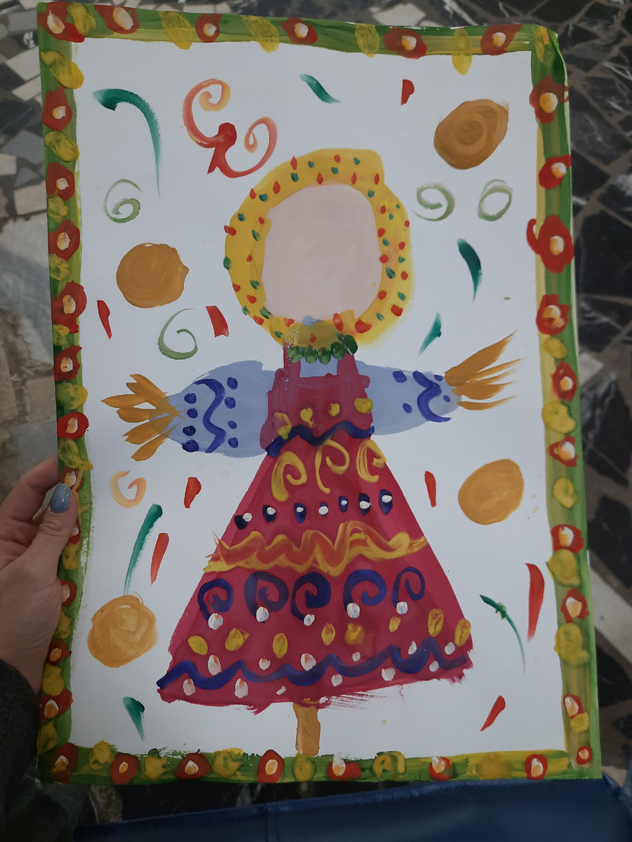 Масленица в исполнении сына. Рисовал лет в 6