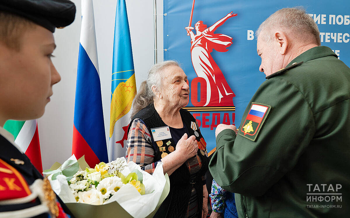 В Татарстане ветеранам будет вручено 7,8 тыс. юбилейных медалей к 80-летию Победы в Великой Отечественной войнеФото: © Салават Камалетдинов / «Татар-информ»
