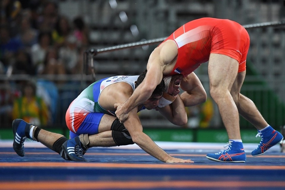    Под Новосибирском прокуроры помогли открыть секции по боксу и борьбе Владимир ВЕЛЕНГУРИН