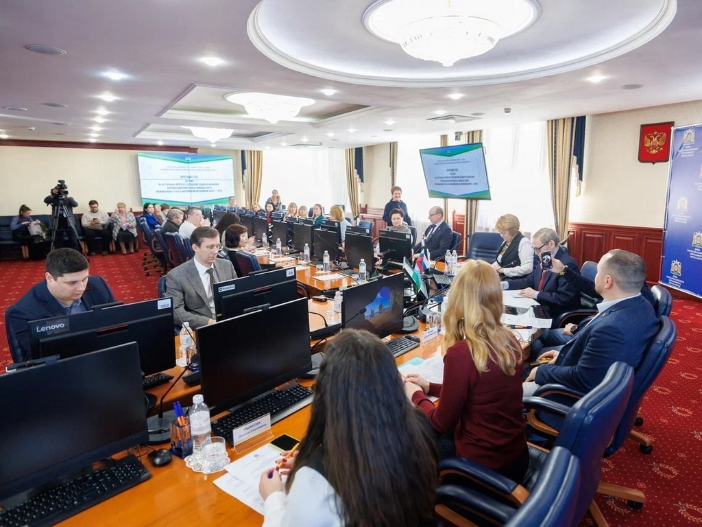    В Югре создадут цифровые проекты с электронными текстами на хантыйском и мансийском языках