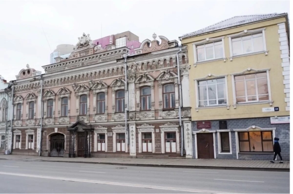    В Екатеринбурге отреставрируют Дом купцов Яковлевых — А.Е. Борчанинова