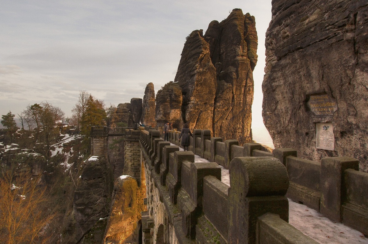 Мост Бастай