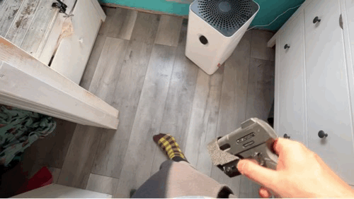 Демонстрация удобства кобуры пионер, стресс тест тряской, извлечение.