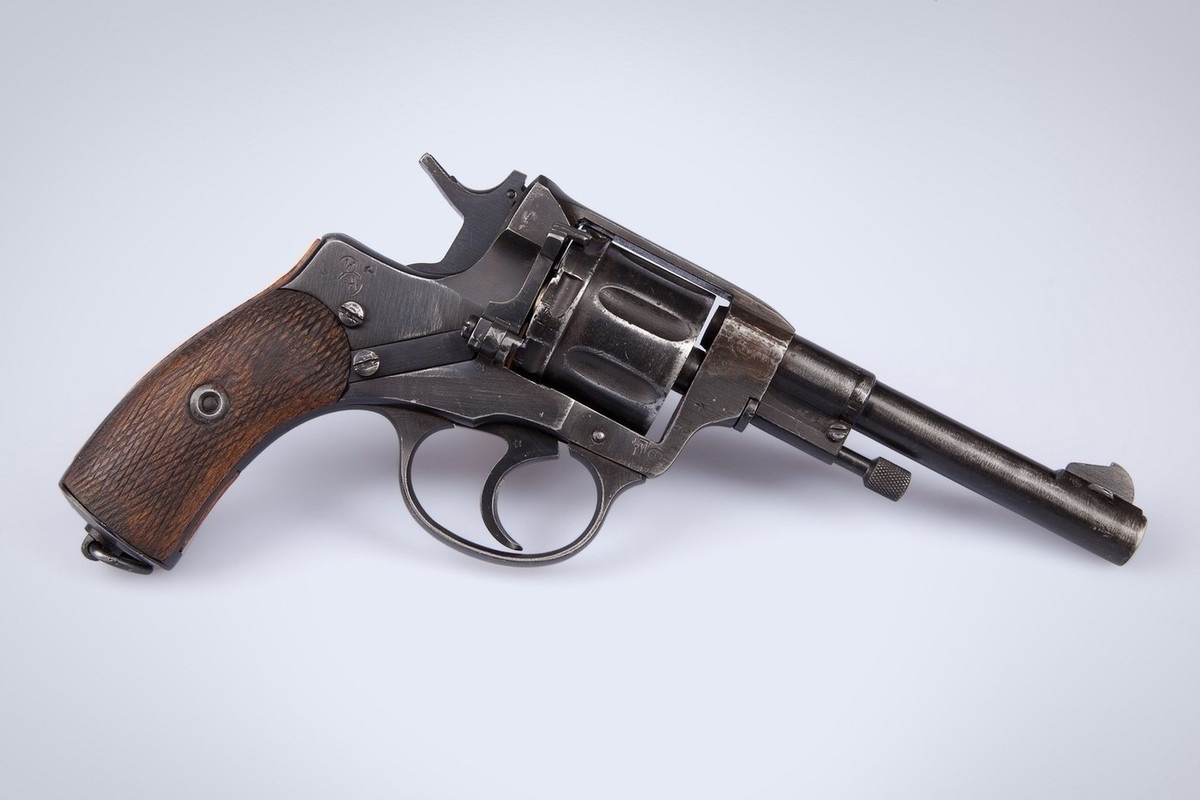 В игре «кукушка» обычно использовали револьверы.