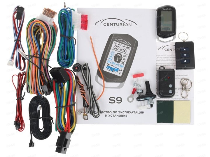 В нашем рейтинге лидирует Centurion S9 — охранная система, которая пользуется большим спросом благодаря широкому функционалу и доступной цене.

Система использует диалоговый код, который обеспечивает высокую защиту от взлома. Для снятия с охраны требуется выполнить два этапа.

Охранная система предлагает множество функций. Владельцы могут использовать тихий режим охраны, автоматическую и бесшумную постановку на охрану, блокировать угнанный автомобиль и оставлять охрану при работающем двигателе.

Система также оснащена двухсторонней связью, диалоговым кодом, функцией открытия багажника, управления стеклоподъемниками и подсветкой.

Кроме того, система поддерживает автозапуск с возможностью настройки темпа и турботаймера, блокировку угнанного автомобиля и бесшумную постановку на охрану.

Стоимость системы составляет примерно от 6100 до 7500 рублей.