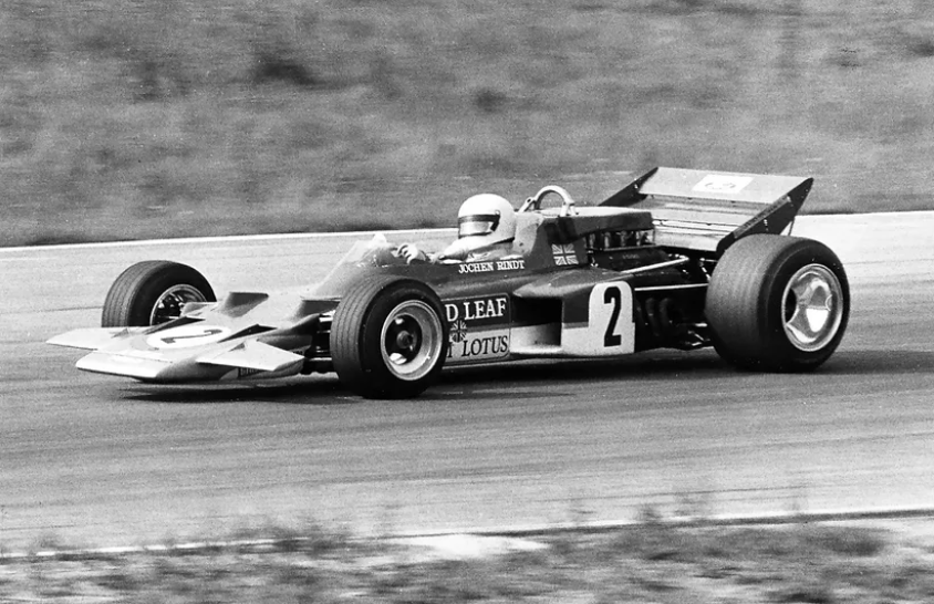 Lotus Type 72 стал настоящим прорывом в дизайне автомобилей Формулы-1. [Авторство: Джим Калп]