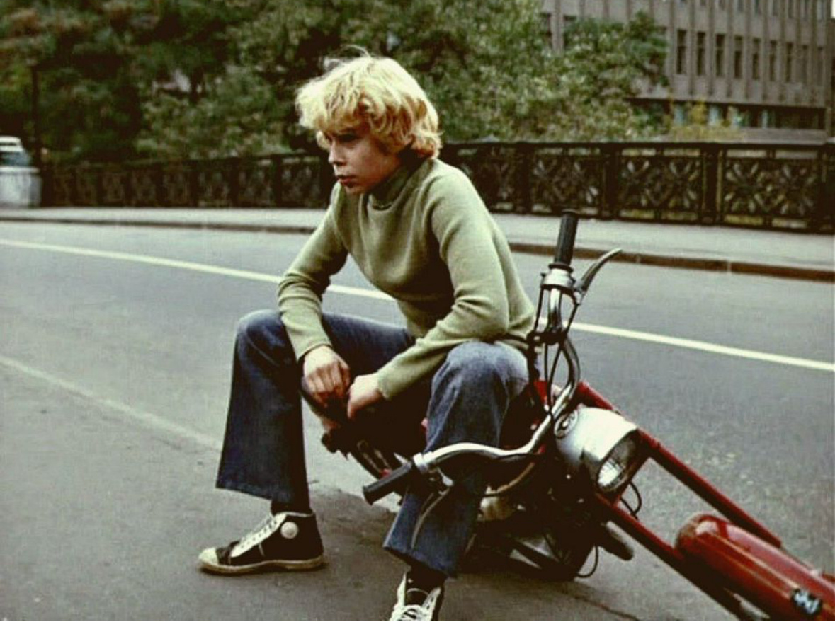 Кадр из х/ф «Приключения Электроника»