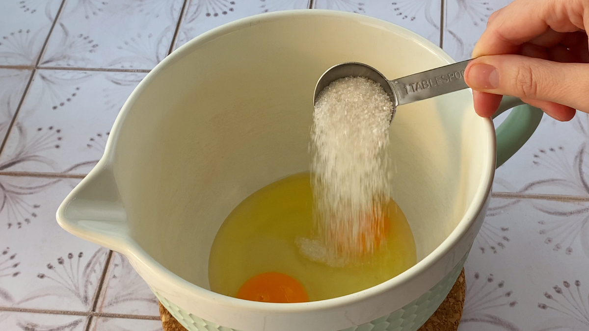 ... сахар и соль ...