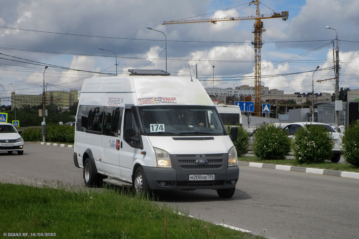 Ford Transit маршрута № 174.