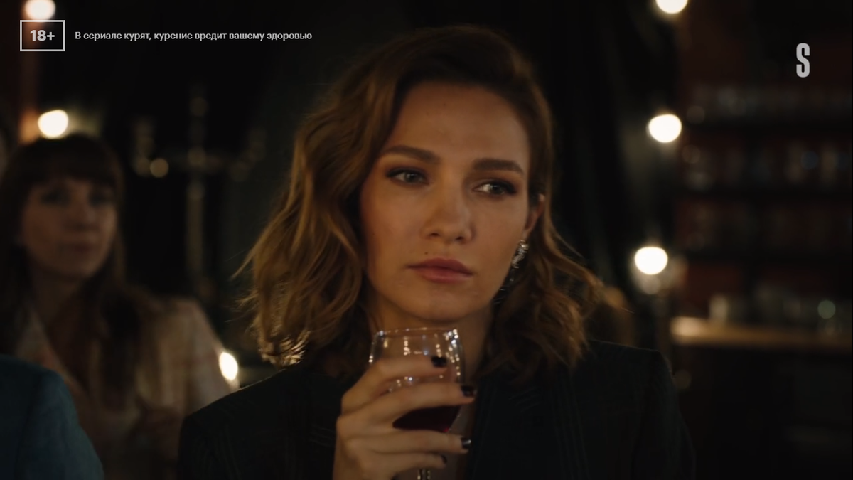 Кадр из сериала "Никто не узнает". Фотограф Даша (Е. Брик)