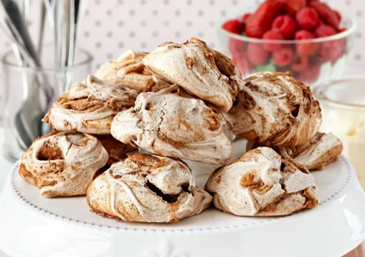 Фото: Безе, безе рецепт, десерт Павлова, безе в домашних...• the-challenger.ru