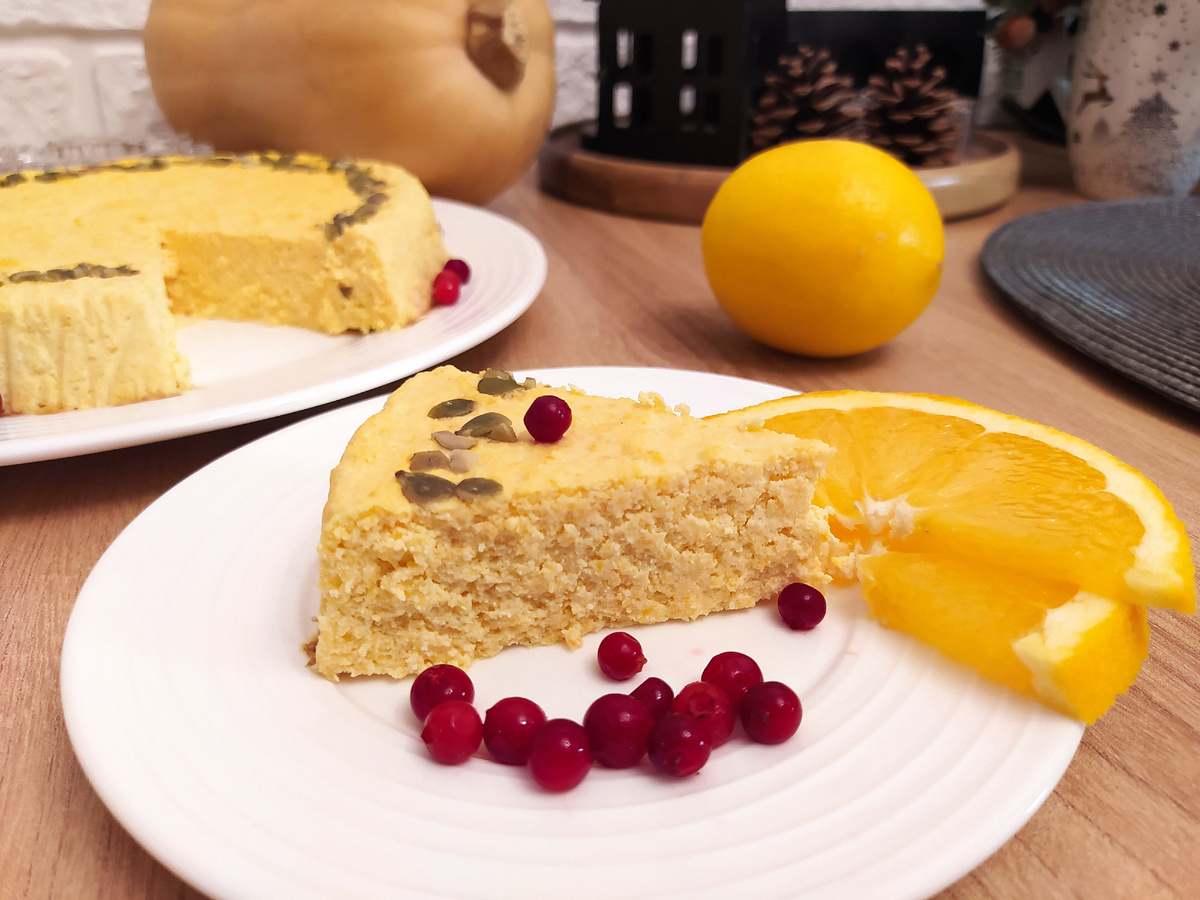 Моя новая тыквенно-творожная запеканка с апельсиновым соком, цедрой лимона и апельсина.