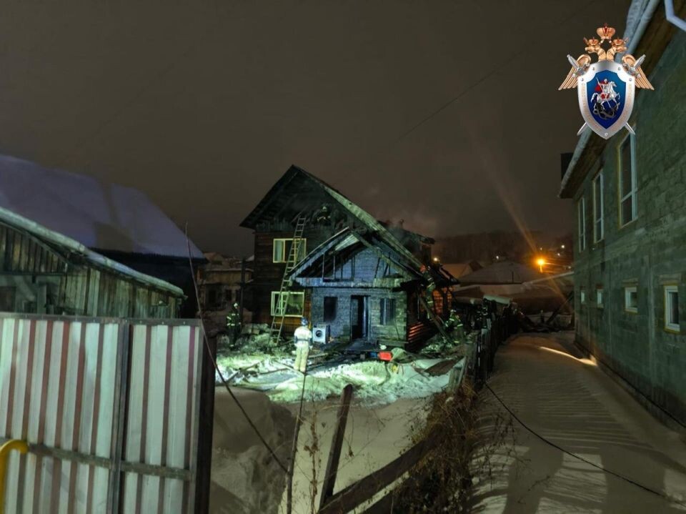    Поджог дома в Горно-Алтайске. Источник: Следком по Республике Алтай