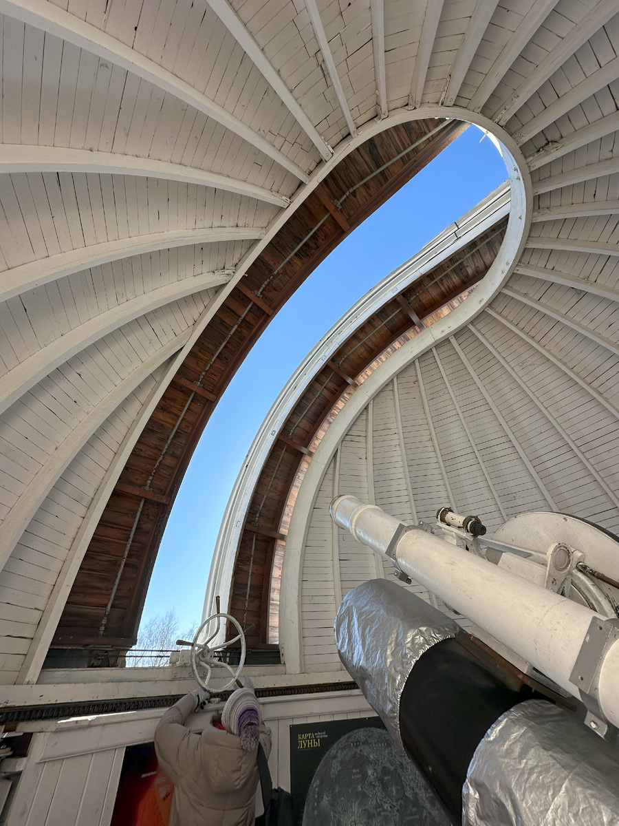 Дети сами открывают створки - экскурсия довольно интерактивная