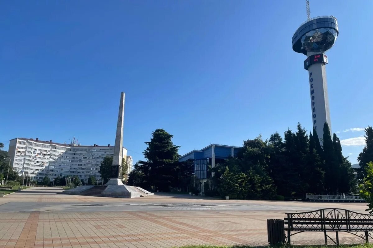    Из-за атаки дронов в Туапсе родителям разрешили не отправлять детей в школу