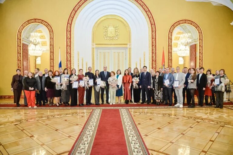    Денис Паслер наградил победителей областного конкурса журналистов и редакций СМИ Кристина Просвиркина