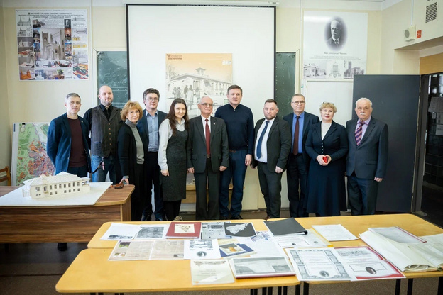    У дома Чарушина планируют создать аллею