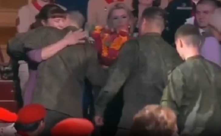    Скриншот с видео Первого Канала