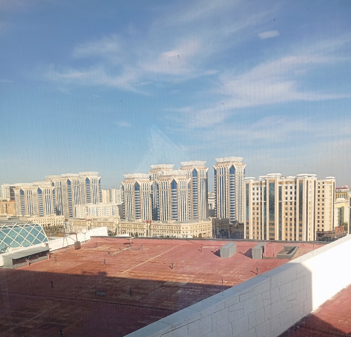 Это был зал Современного искуства