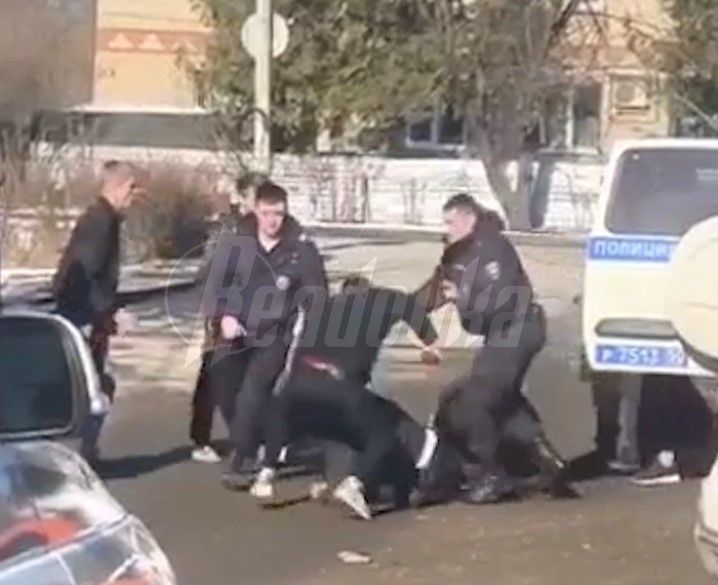 Кадр видеозаписи с канала Readovka